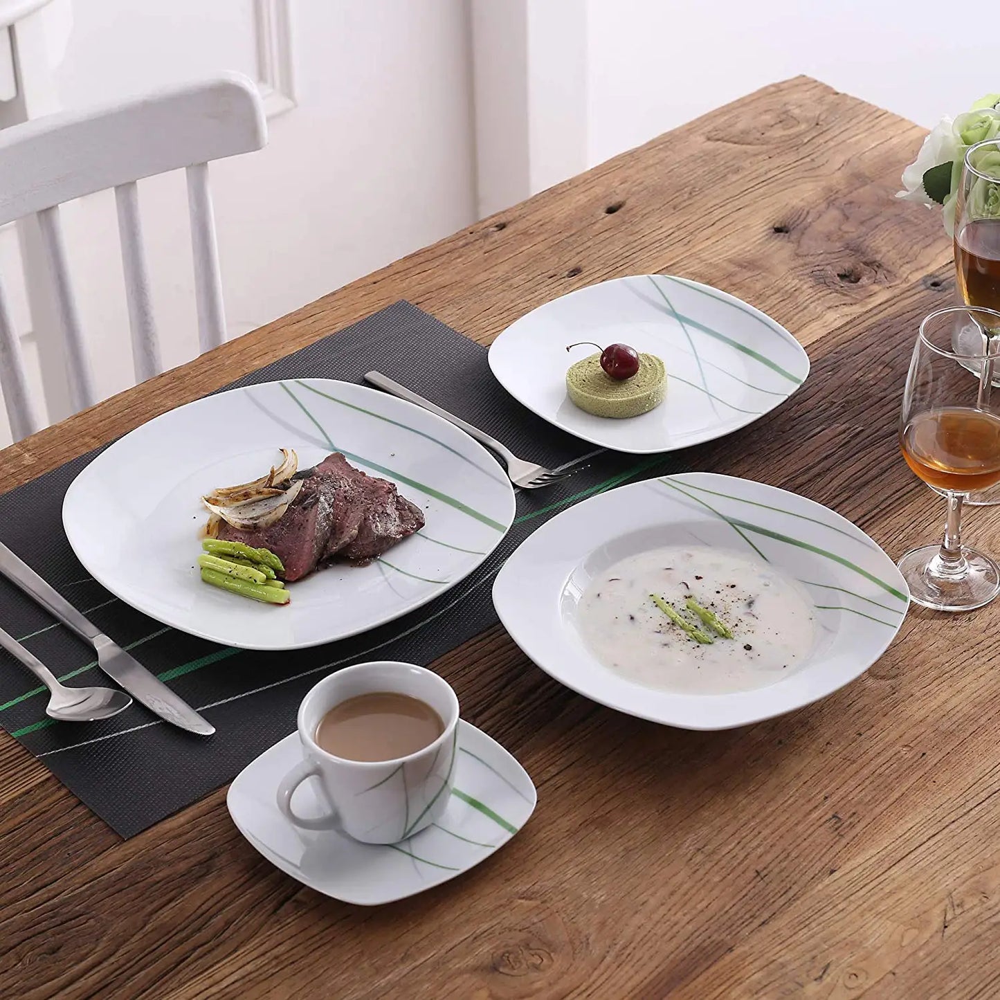 VEWEET AVIVA 30-Piece Green Line China Set